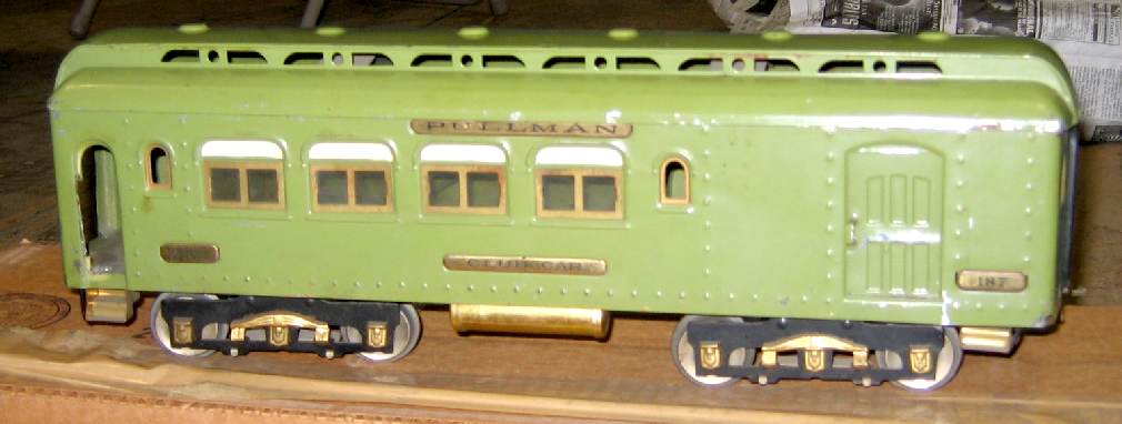Note the window frames and the AF air tanks